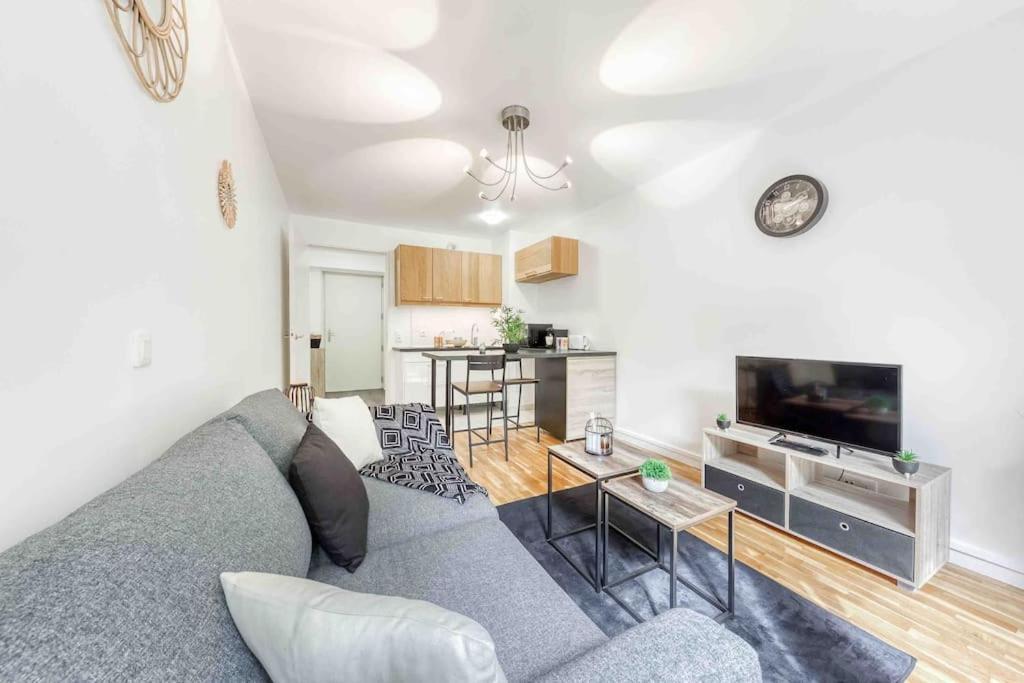 Appartement Moderne, Metro 7, Parking Et Jardin Villejuif Exterior foto